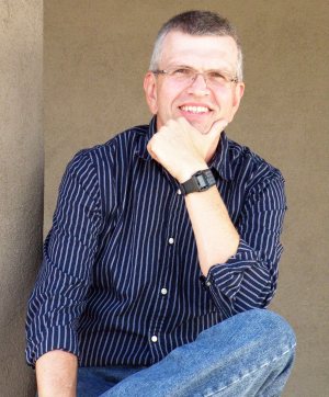 chris exterior p5041455_300